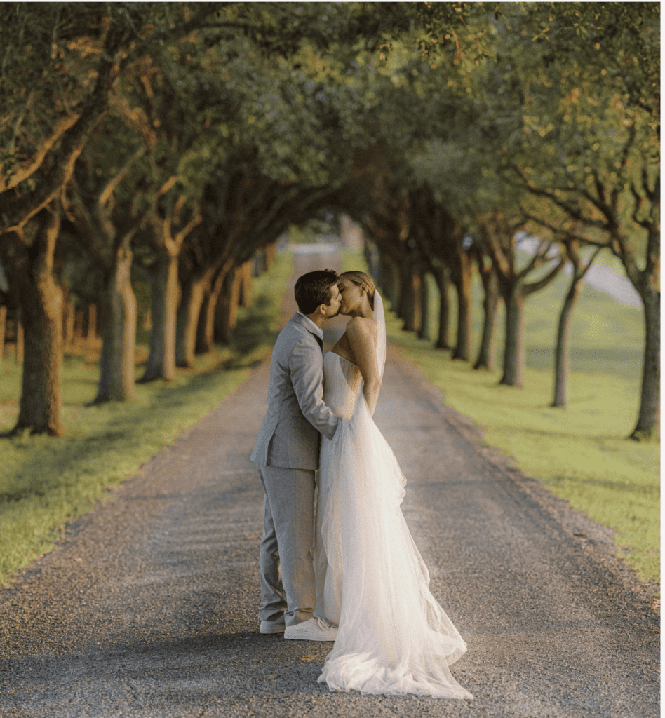 Blake & Dana Fertitta wed at the family's F6 Feritta Farm in New Ulm, Texas. (Photo by Joseph West Photography)